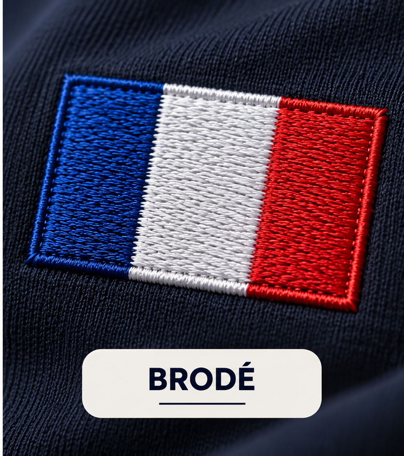 Drapeau français brodé sur textile